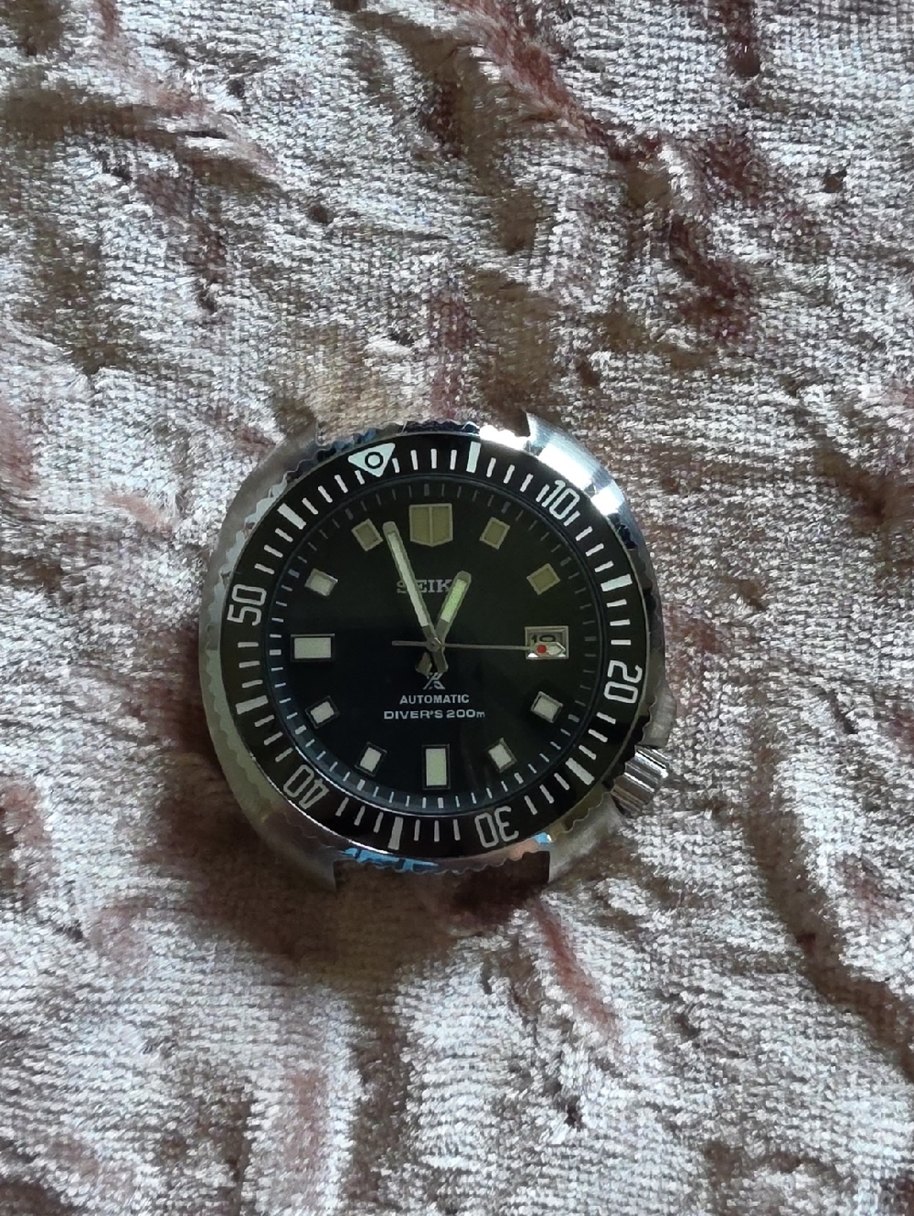 Seiko Mod Black Diver Dial with Luminous Markers